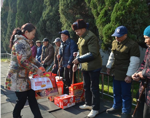 冬日暖陽—仁和集團(tuán)走訪慰問樟樹市福利院