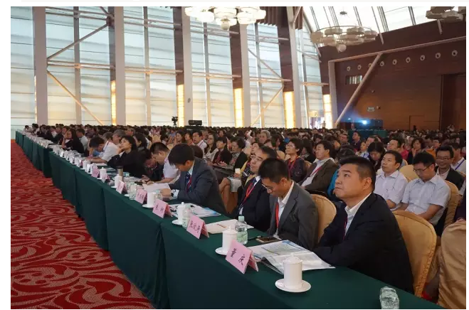 2015中國藥品質量年會召開，權威專家剖析“十三五”國家藥械監管戰略