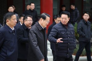 發(fā)揮模范帶頭作用 全面推動(dòng)轉(zhuǎn)型升級(jí) ——易煉紅到仁和集團(tuán)視察調(diào)研