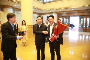 董曉明書記走訪集團勞模群體及一線員工