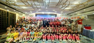 穩(wěn)定發(fā)展 快樂工作——仁和集團(tuán)第十四批巾幗建功考察團(tuán)赴泰國、香港考察