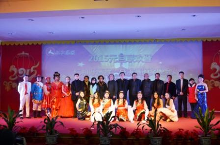 1419994710156008365.jpg 仁和集團2015年元旦聯歡暨仁和好聲音總決賽晚會舉行 (1)_副本.jpg