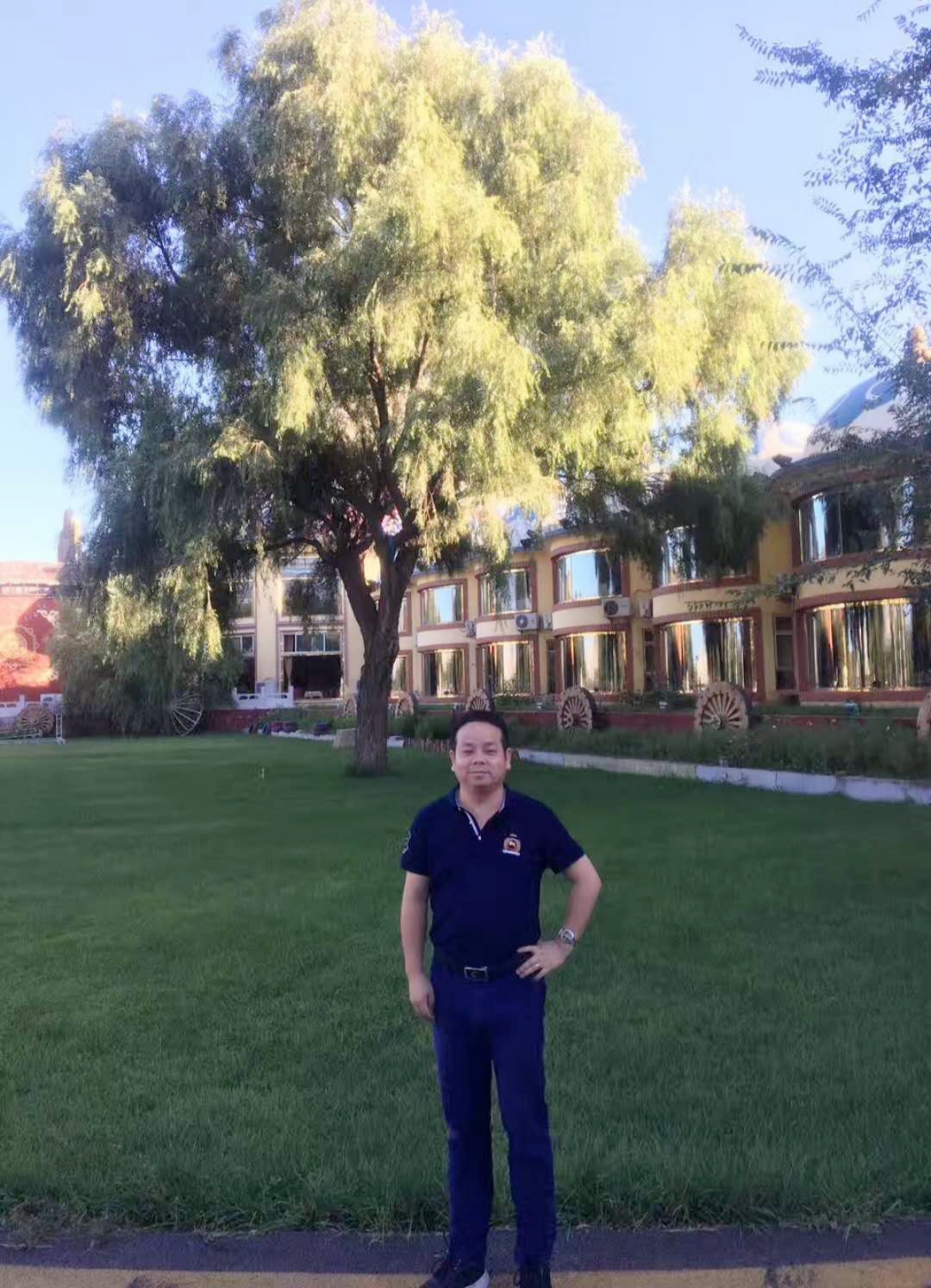 1516687124112011255.jpg 榜樣在身邊.jpg